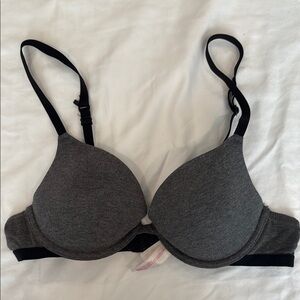 Women's Gray T-Shirt Bra with Adjustable Straps